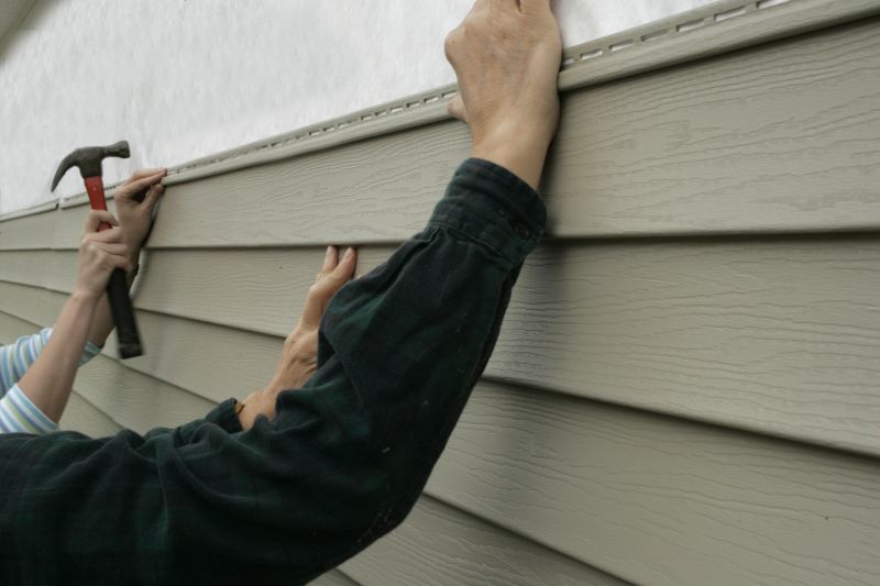 Top Siding Installation Companies in Eaton, OH